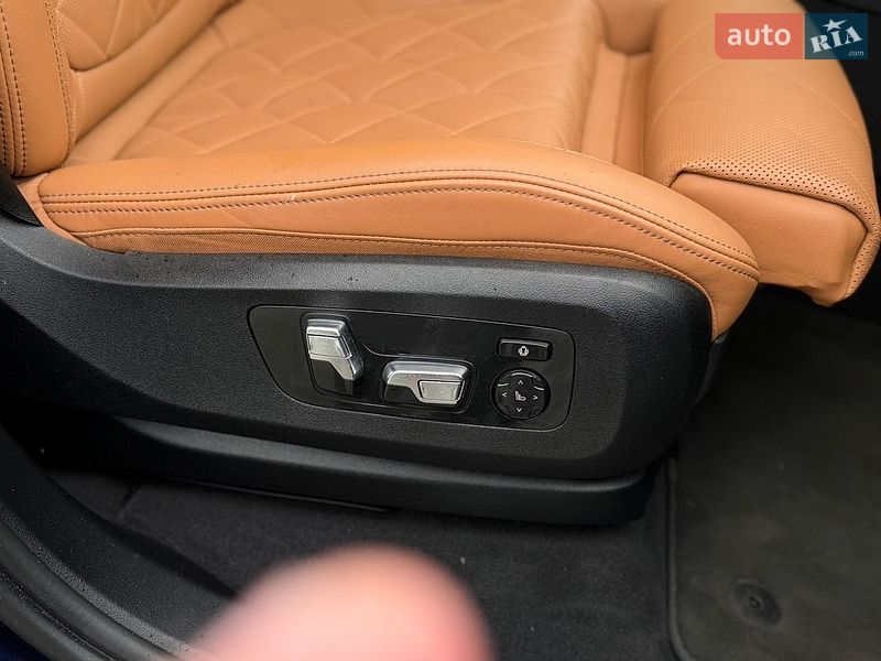 Внедорожник / Кроссовер BMW X7 2023 в Луцке