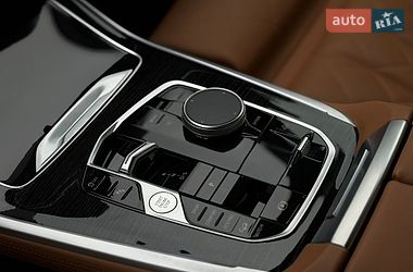 Внедорожник / Кроссовер BMW X7 2023 в Луцке