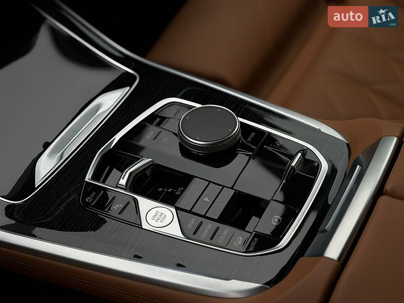 Внедорожник / Кроссовер BMW X7 2023 в Луцке