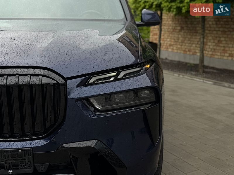 Внедорожник / Кроссовер BMW X7 2023 в Луцке