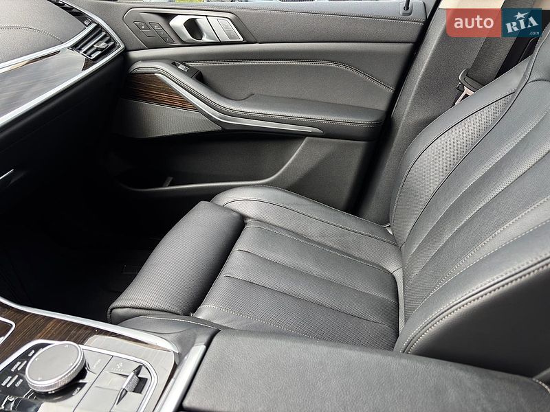 Внедорожник / Кроссовер BMW X7 2019 в Львове