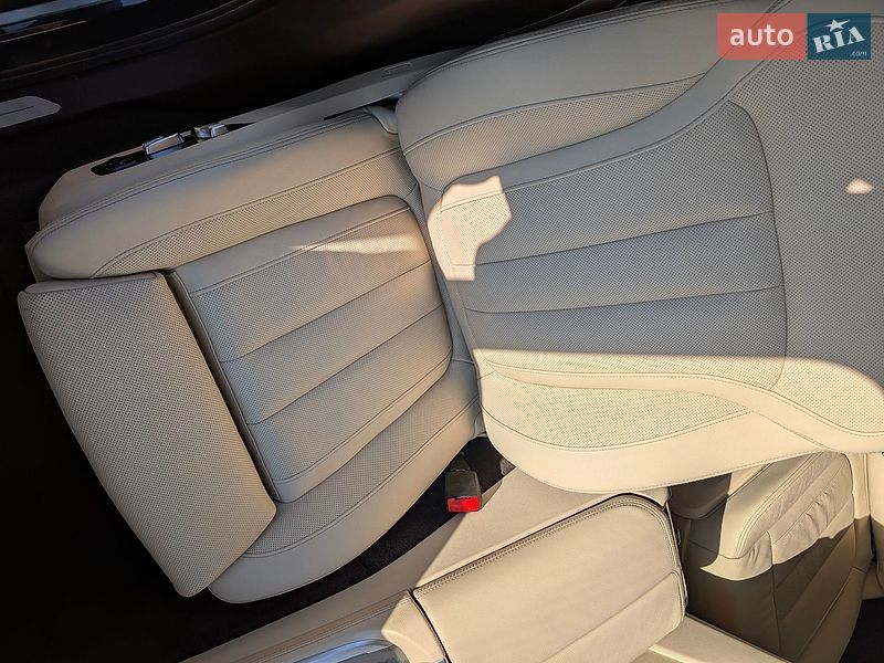 Внедорожник / Кроссовер BMW X7 2019 в Киеве