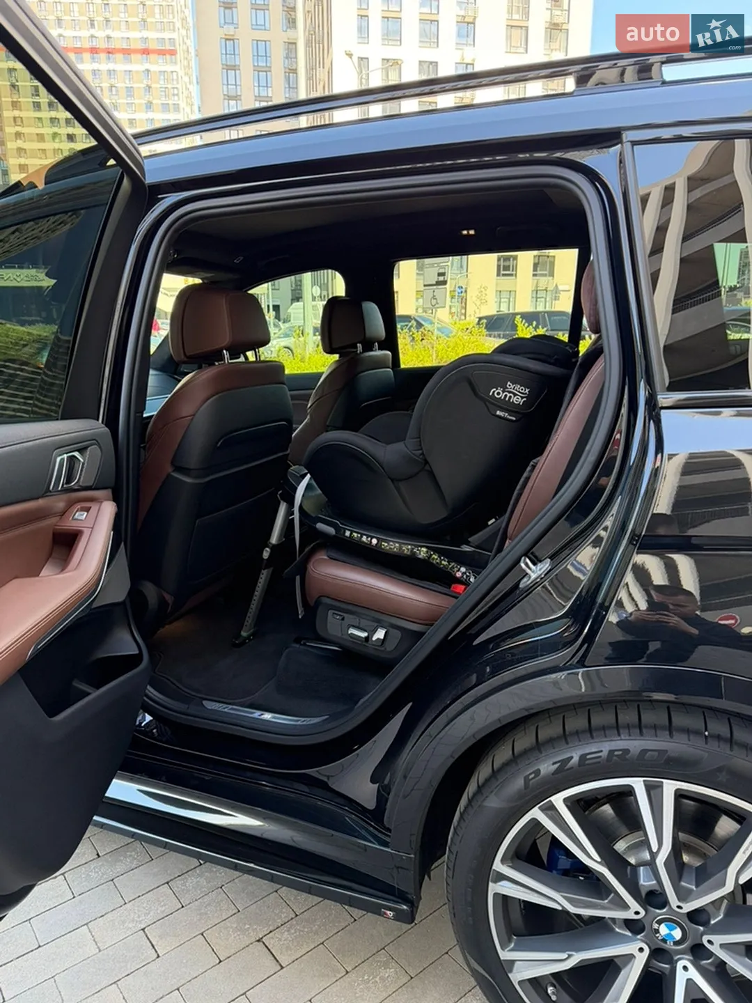 2020 BMW X7 - мініатюра 9