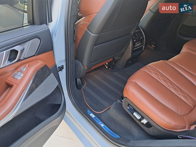 Внедорожник / Кроссовер BMW X7 2024 в Виннице