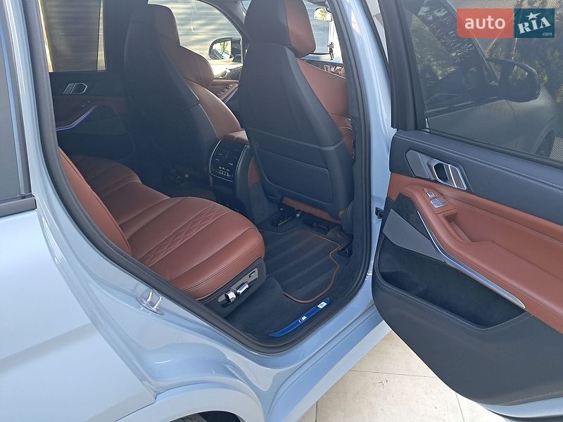 Внедорожник / Кроссовер BMW X7 2024 в Виннице