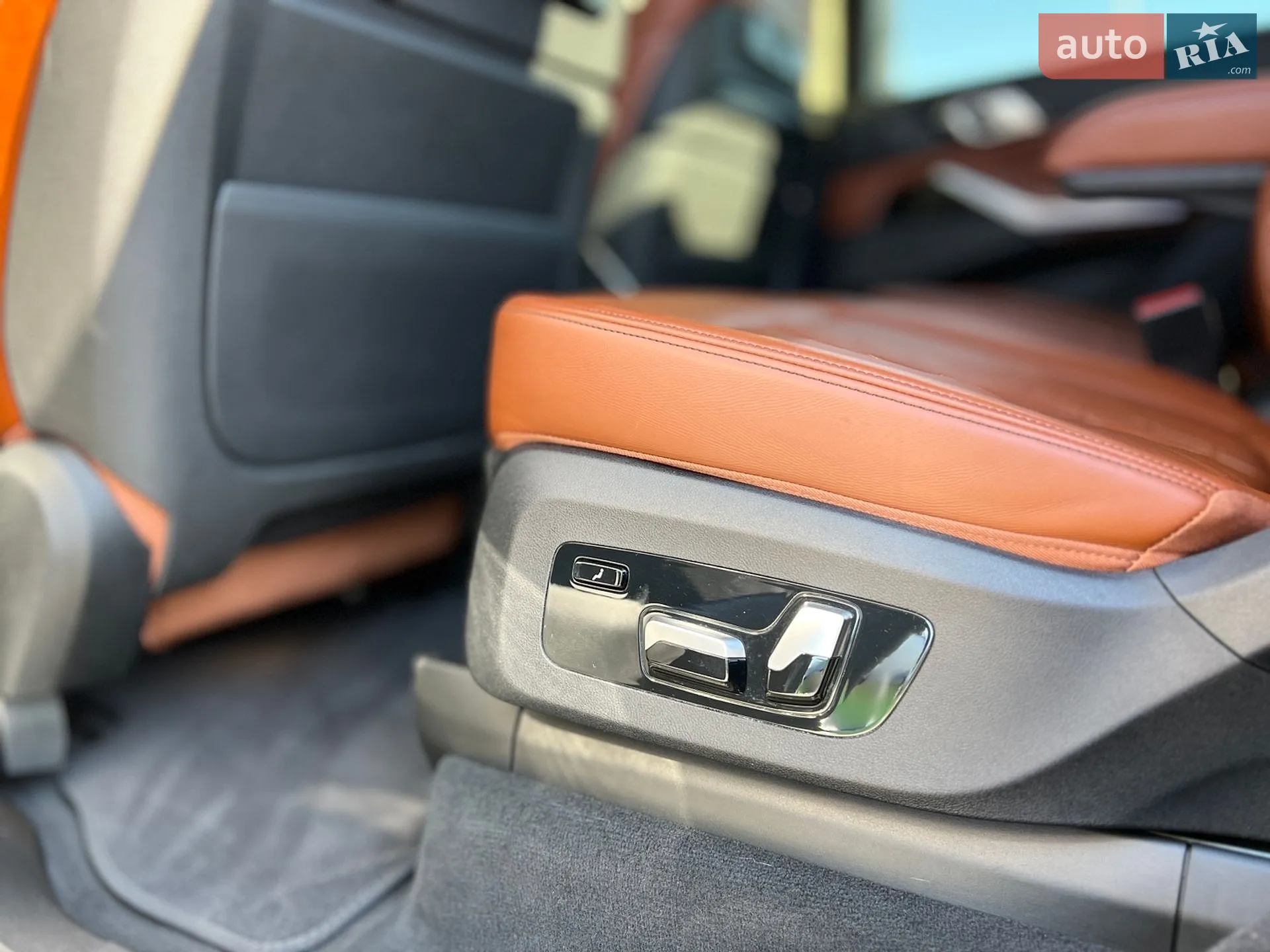 2019 BMW X7 - мініатюра 26