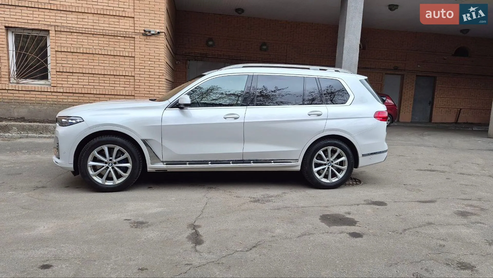 2019 BMW X7 - мініатюра 3
