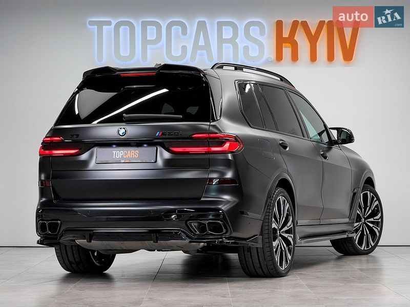 Внедорожник / Кроссовер BMW X7 2024 в Киеве