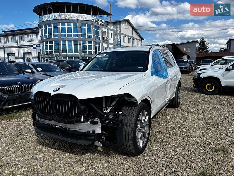 BMW X7 2020