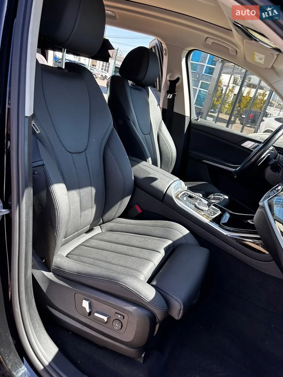 2020 BMW X7 - мініатюра 15