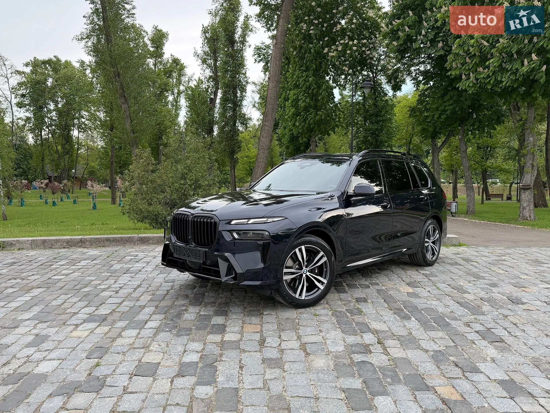 2023 BMW X7 - мініатюра 37