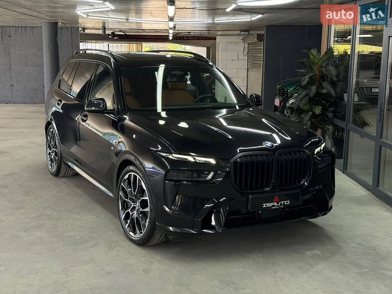 2025 Tesla Model Y - мініатюра 38