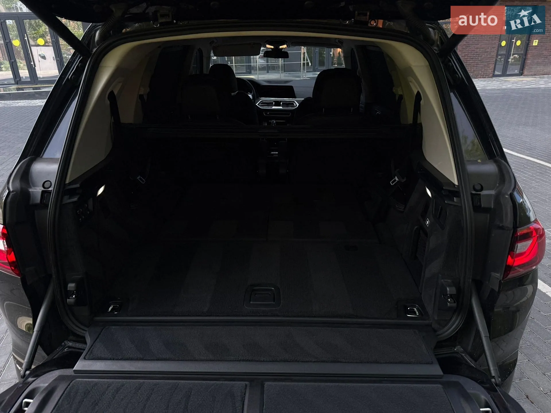 2019 BMW X7 - мініатюра 12