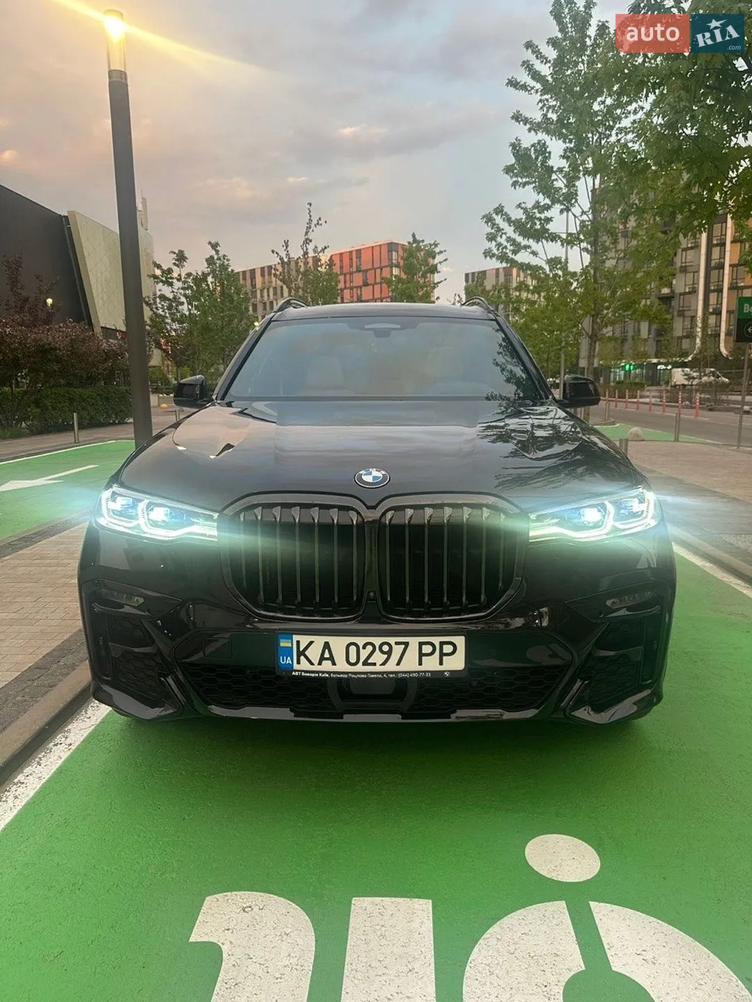 2021 BMW X7 - мініатюра 2
