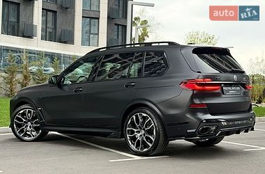 Внедорожник / Кроссовер BMW X7 2024 в Киеве