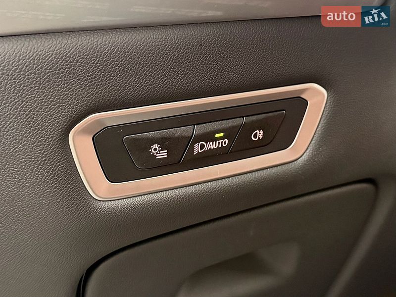 Внедорожник / Кроссовер BMW X7 2024 в Киеве