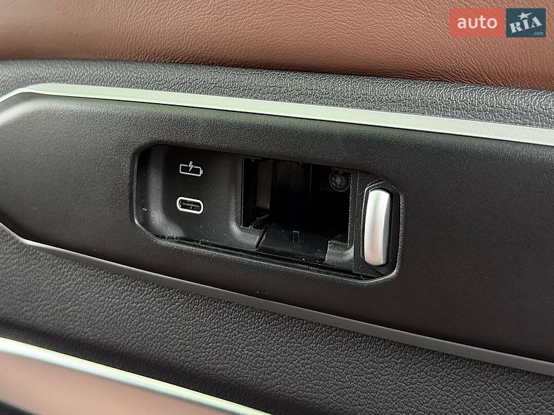 Внедорожник / Кроссовер BMW X7 2024 в Киеве
