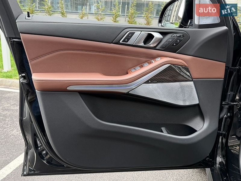 Внедорожник / Кроссовер BMW X7 2024 в Киеве
