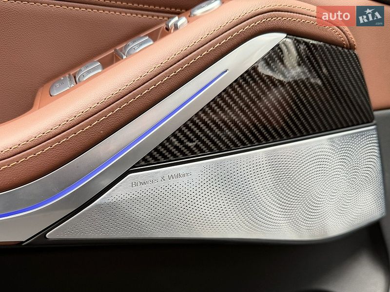 Внедорожник / Кроссовер BMW X7 2024 в Киеве