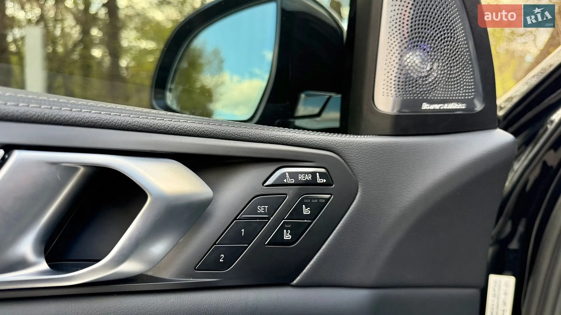 2020 BMW X7 - мініатюра 17