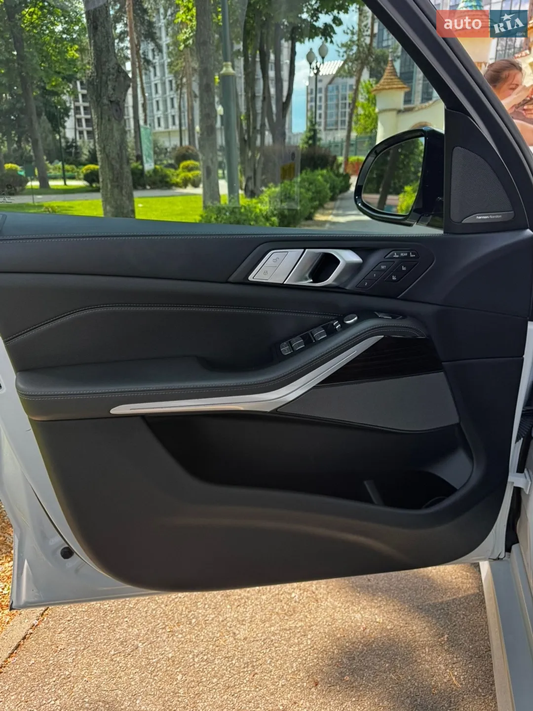 2020 BMW X7 - мініатюра 20