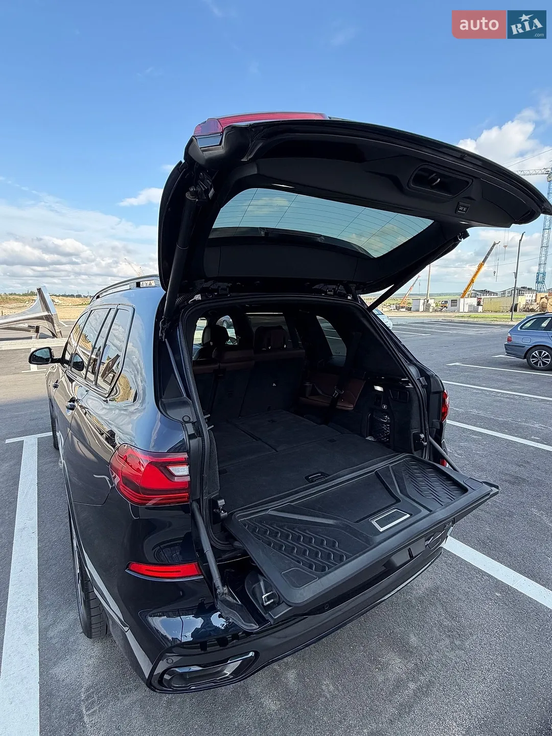 2020 BMW X7 - мініатюра 12