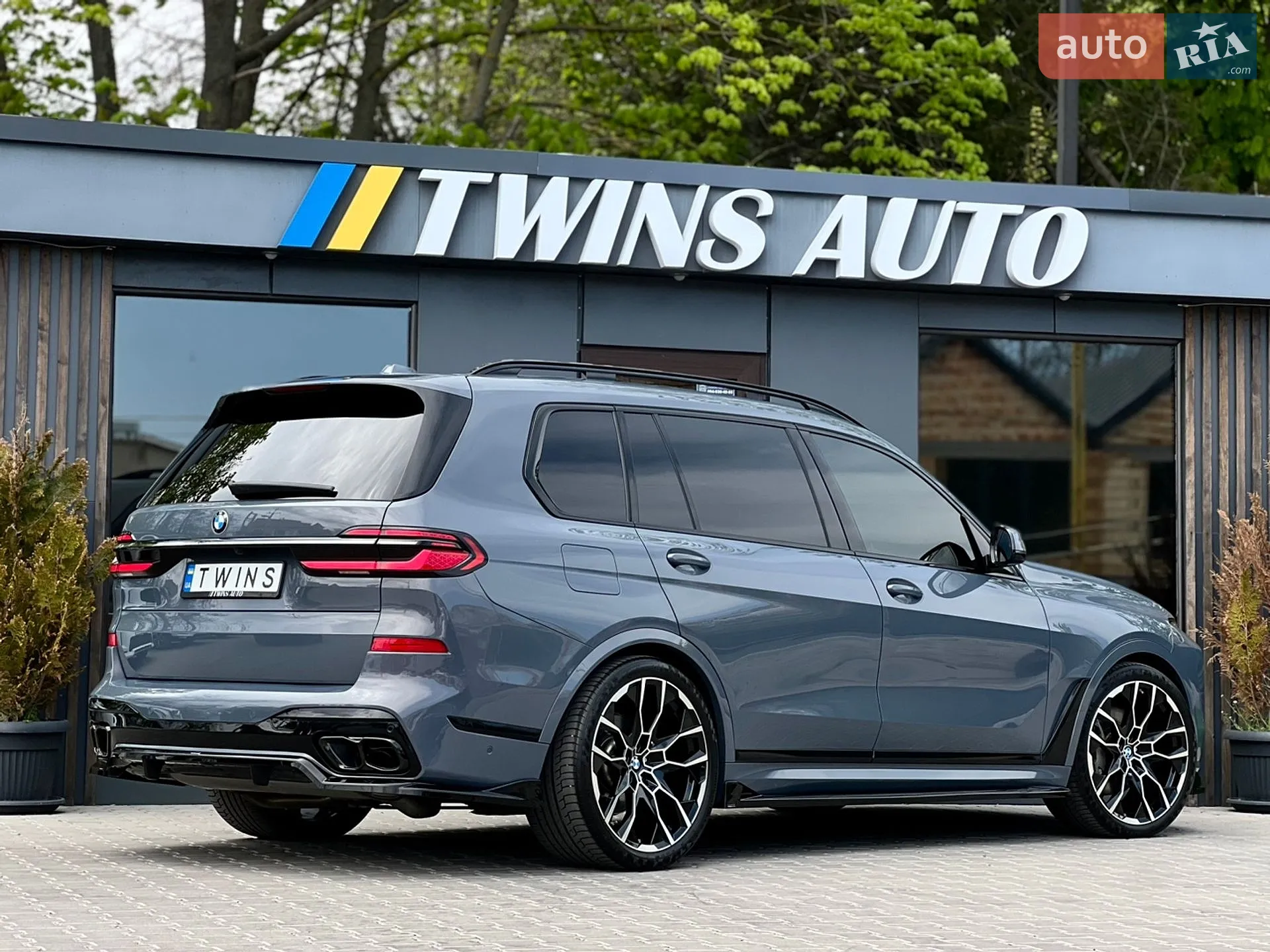 2023 BMW X7 - мініатюра 23