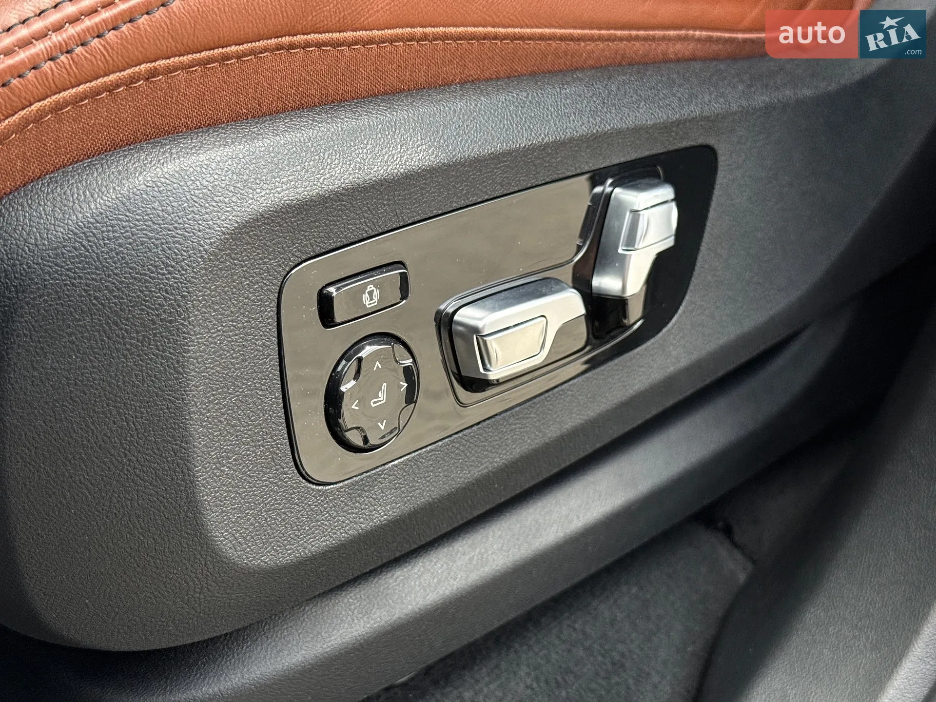 2020 BMW X7 - мініатюра 50