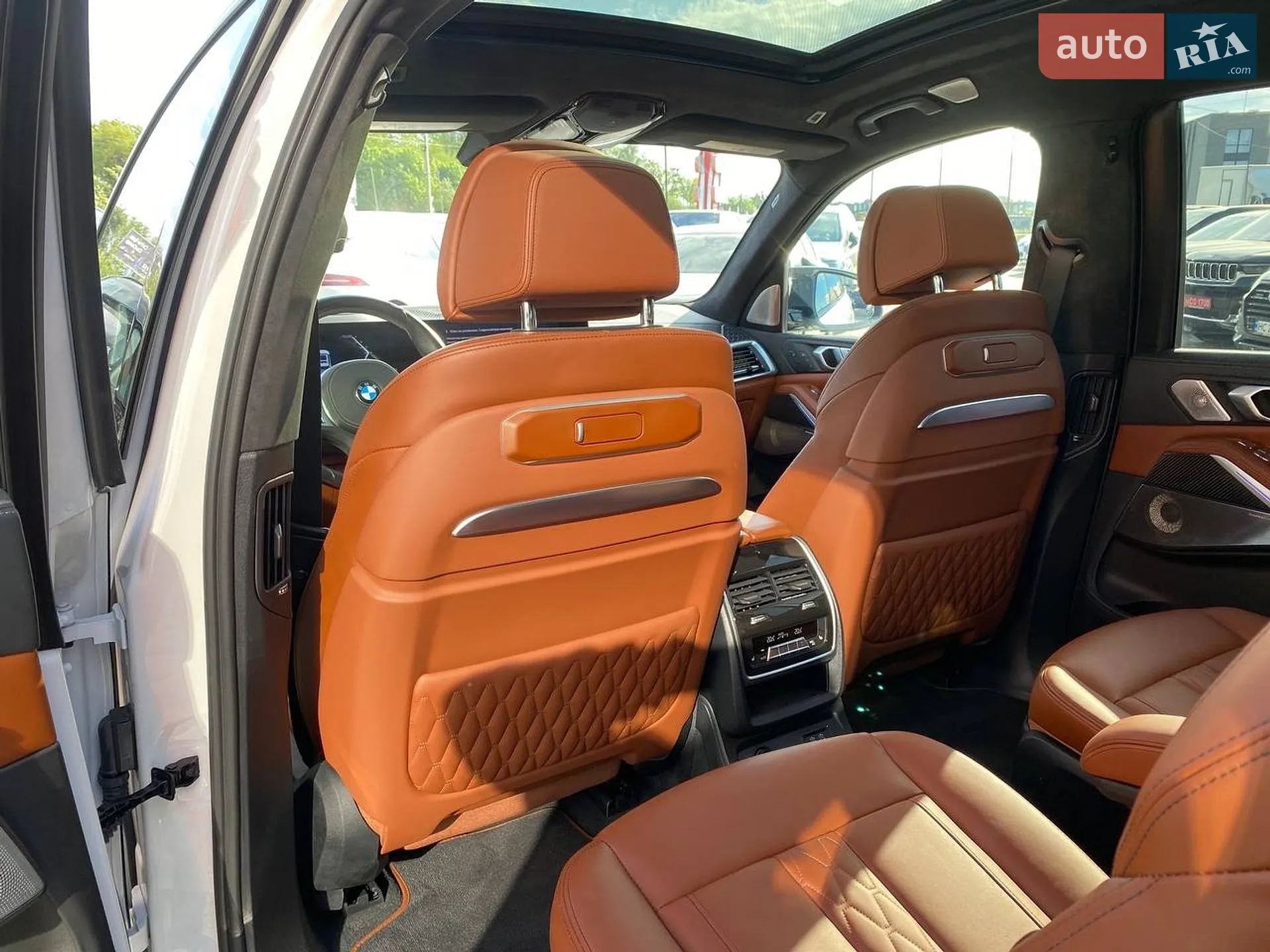 2023 BMW X7 - мініатюра 27