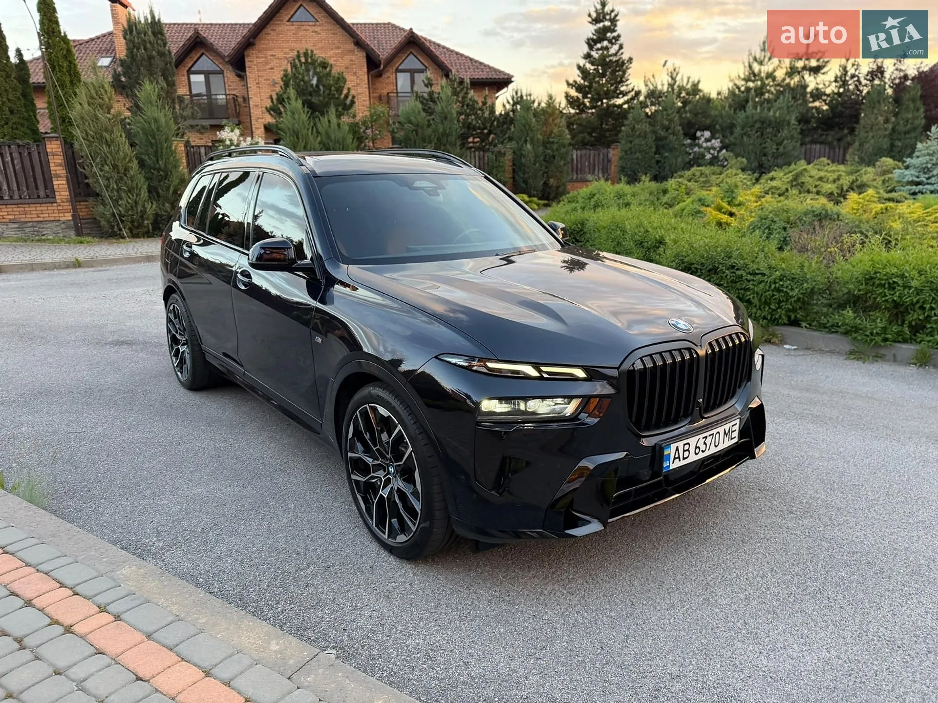 2022 BMW X7 - фото 1