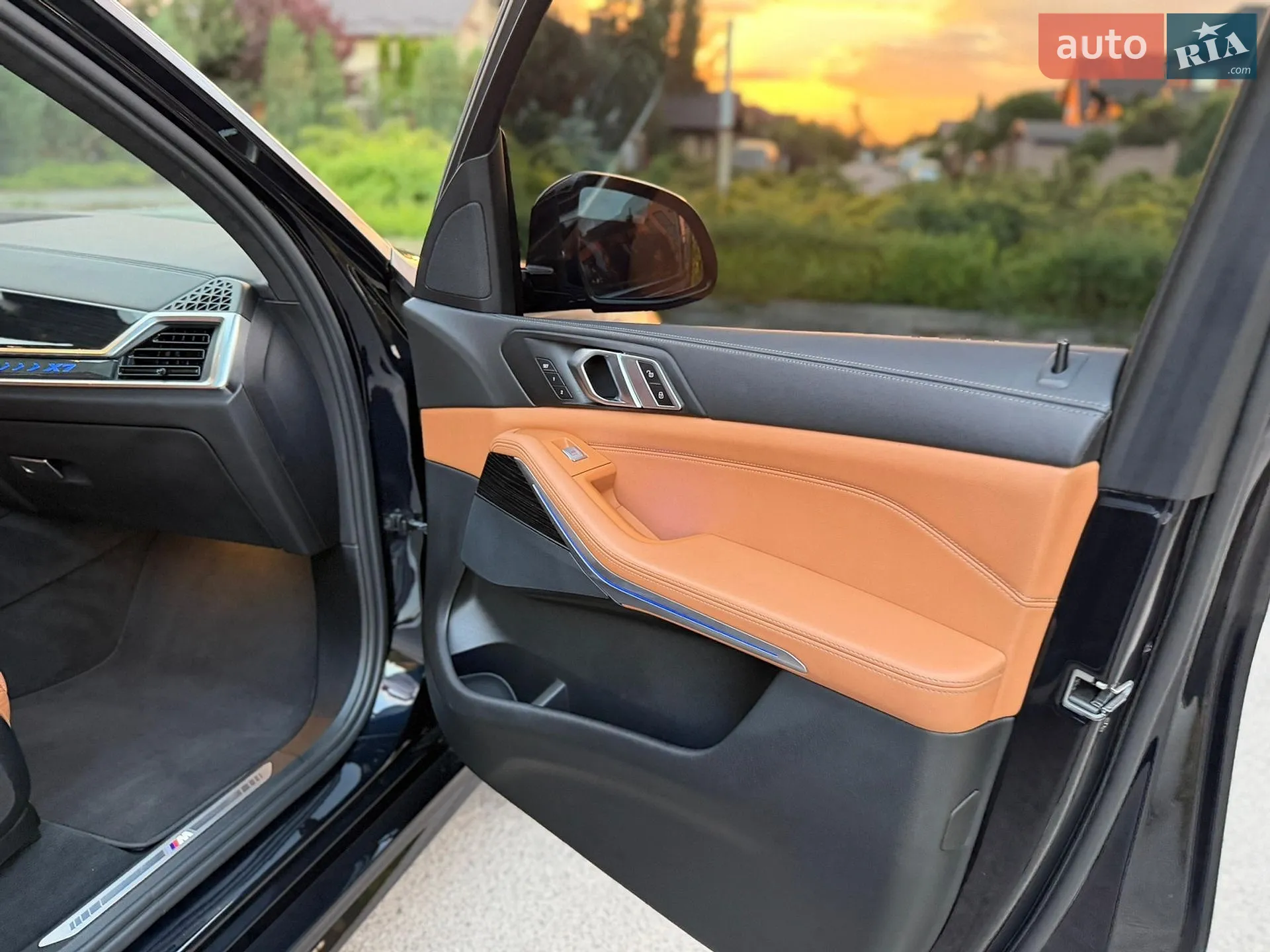 2022 BMW X7 - мініатюра 22