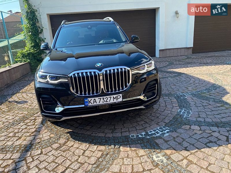 Внедорожник / Кроссовер BMW X7 2022 в Киеве