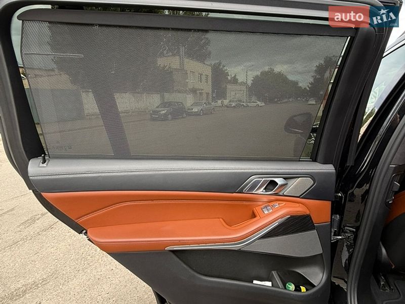 Внедорожник / Кроссовер BMW X7 2022 в Киеве