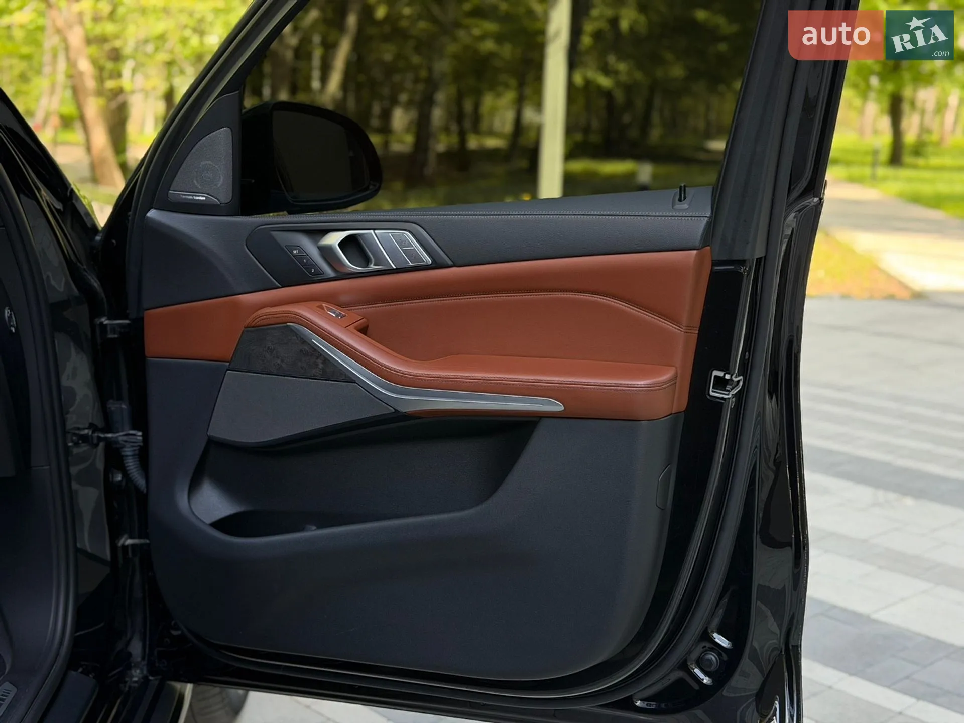 2021 BMW X7 - мініатюра 46