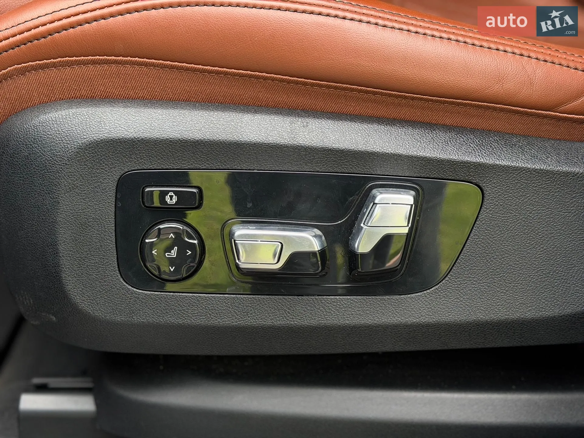 2023 BMW X7 - мініатюра 17