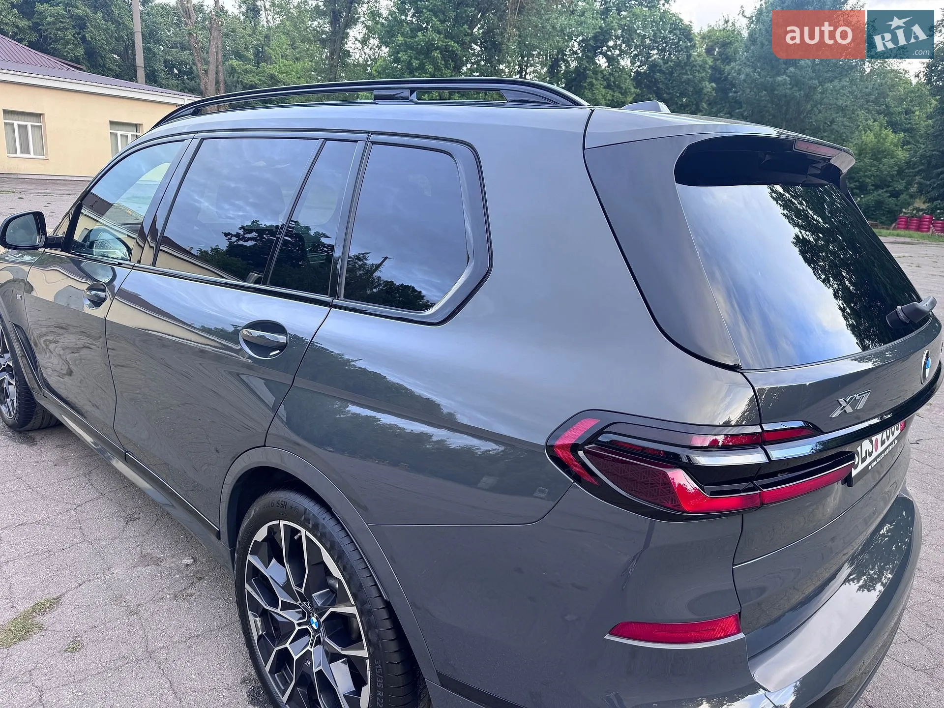 2023 BMW X7 - мініатюра 7