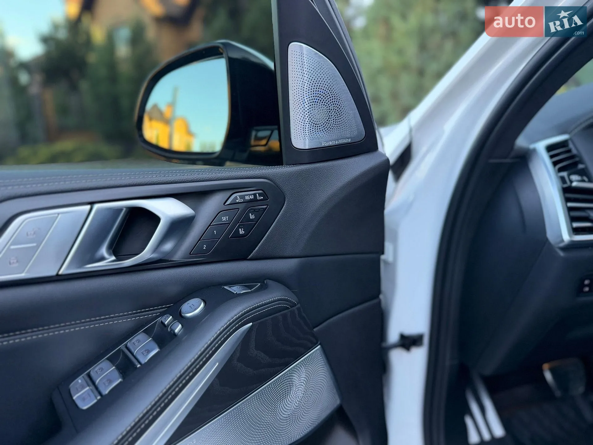2022 BMW X7 - мініатюра 45