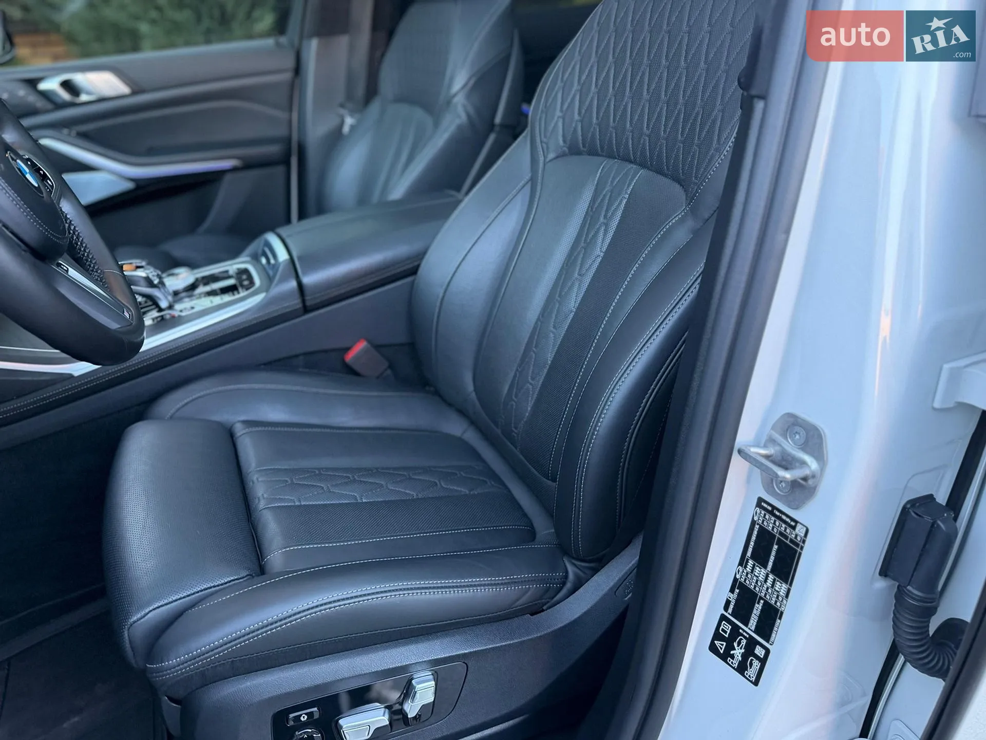 2022 BMW X7 - мініатюра 46