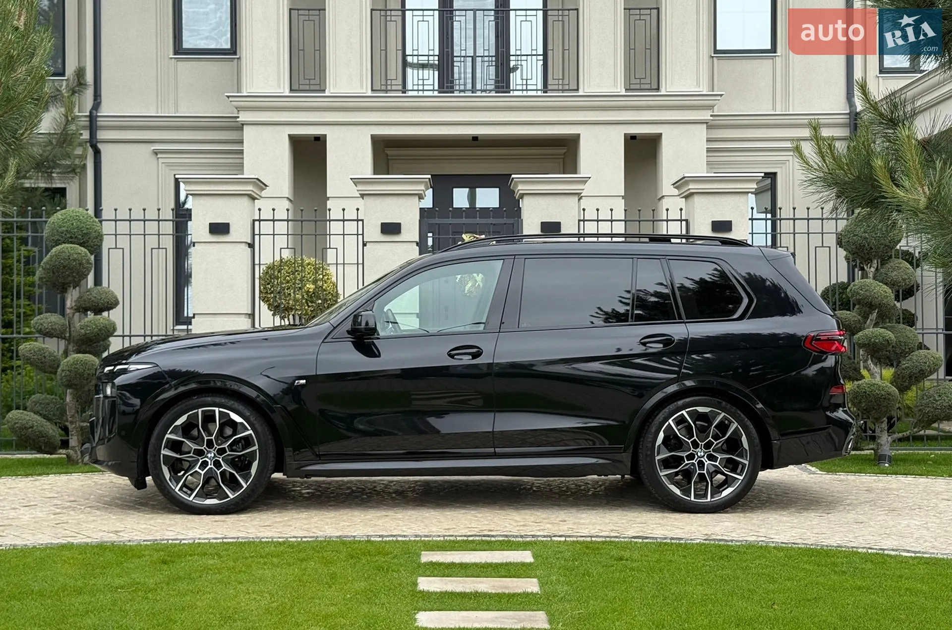 2022 BMW X7 - мініатюра 27