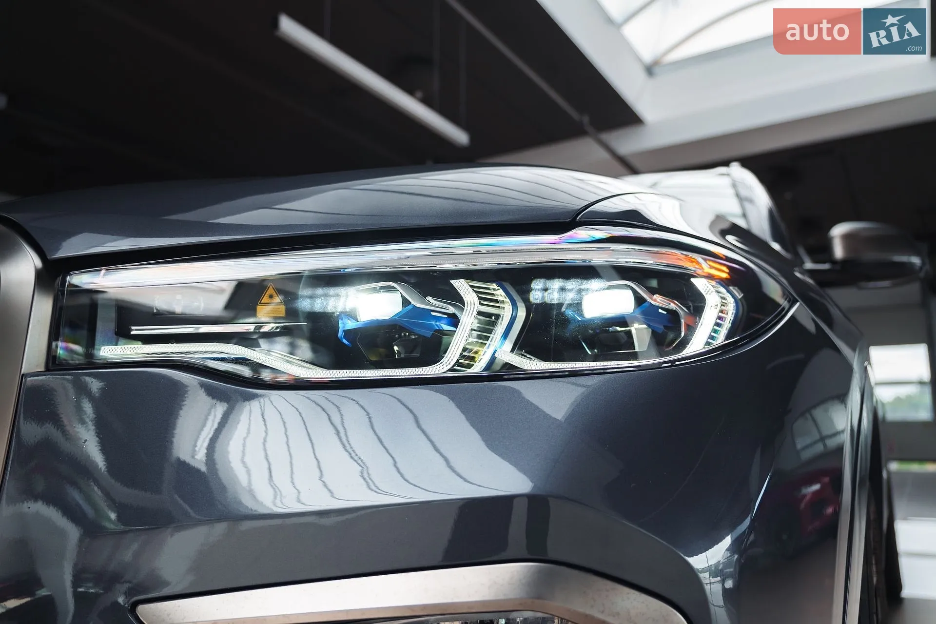 2021 BMW X7 - мініатюра 17