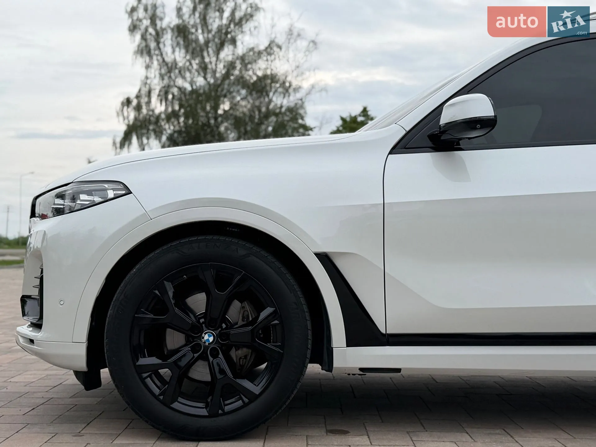 2021 BMW X7 - мініатюра 8