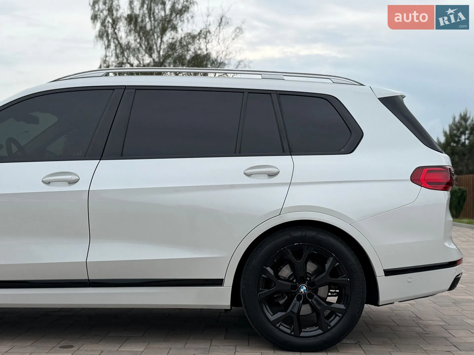 2021 BMW X7 - мініатюра 9
