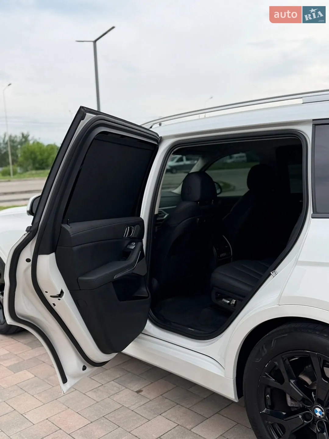 2021 BMW X7 - мініатюра 47