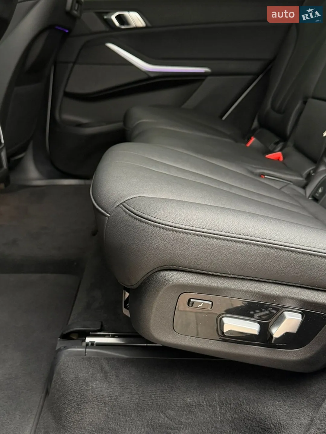 2021 BMW X7 - мініатюра 45