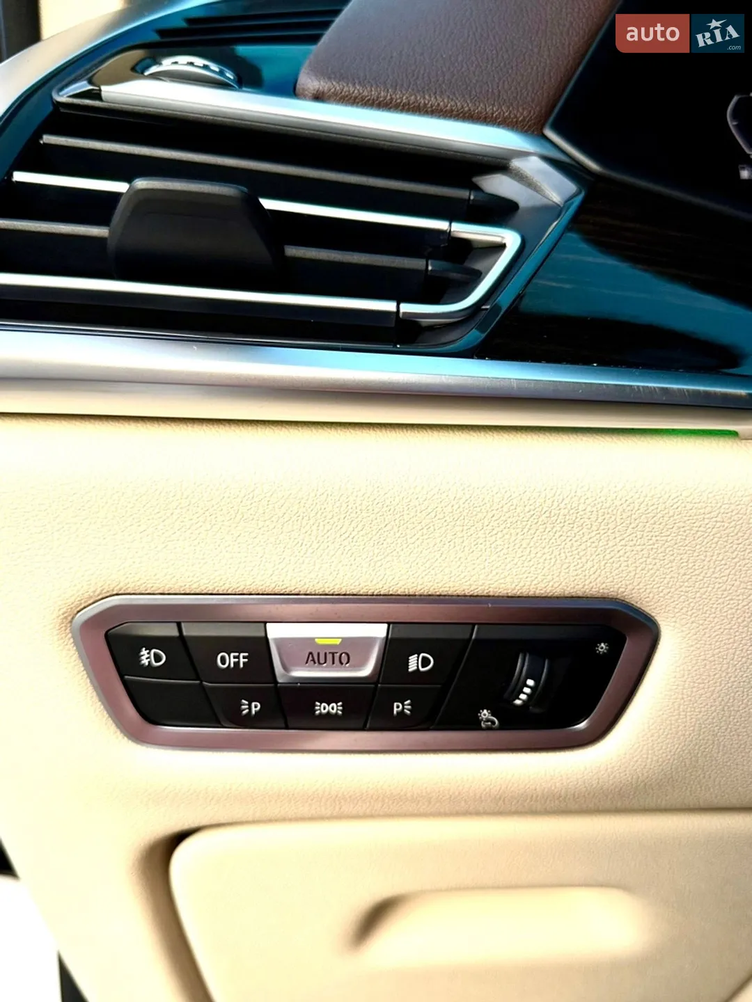 2019 BMW X7 - мініатюра 24