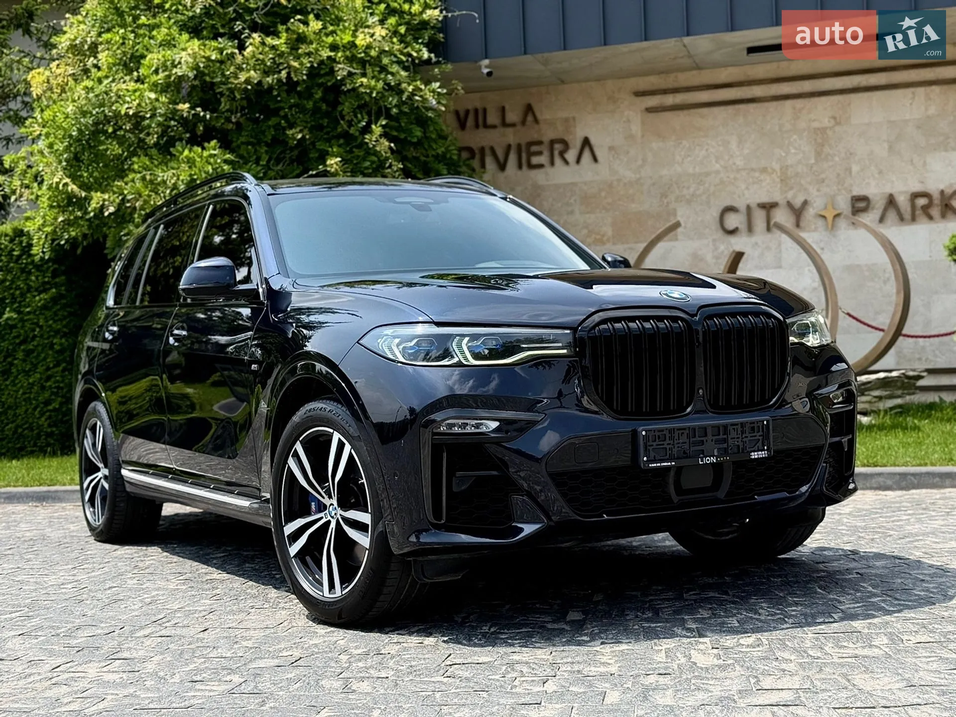 2021 BMW X7 - фото 1