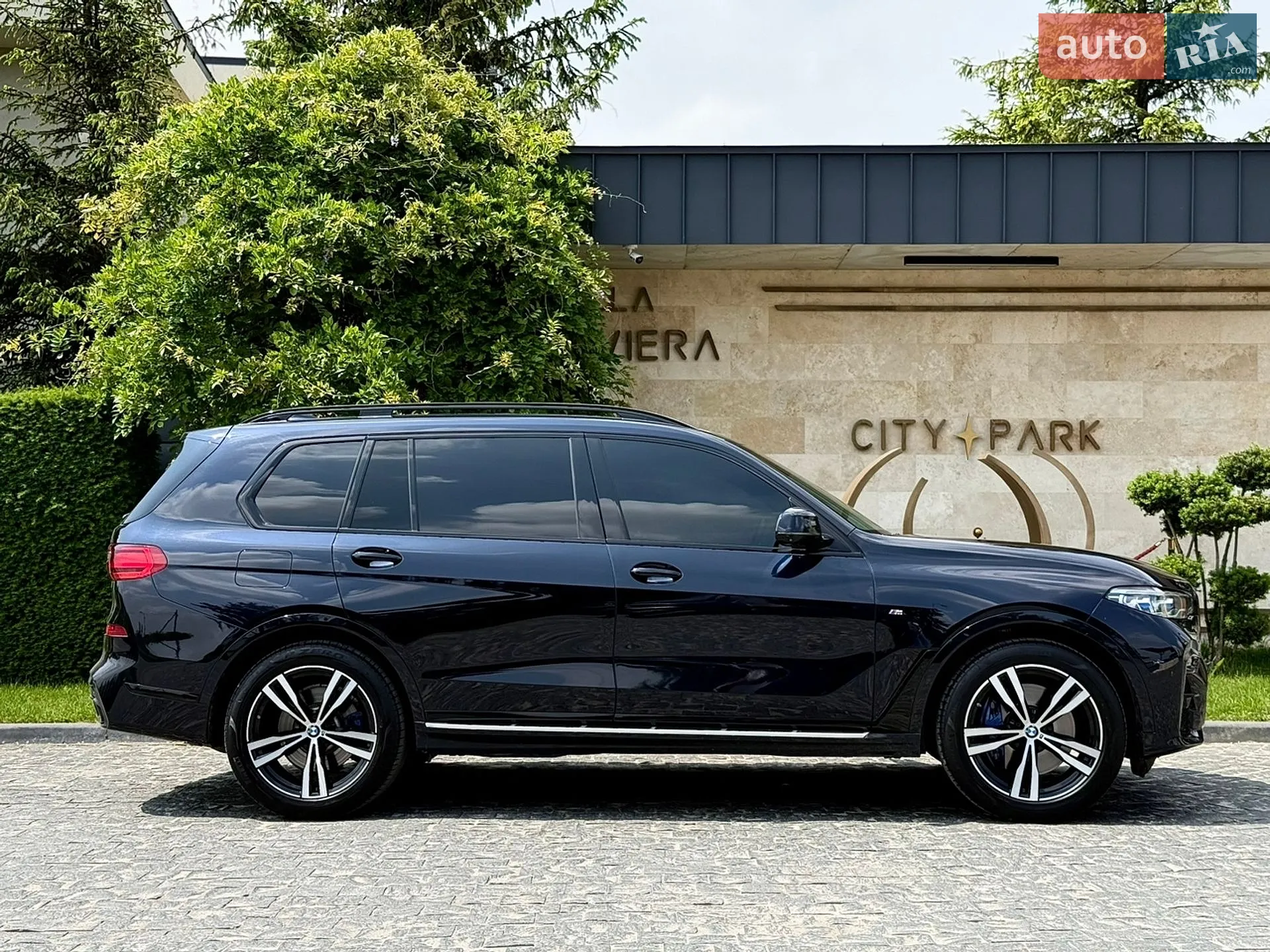 2021 BMW X7 - мініатюра 23