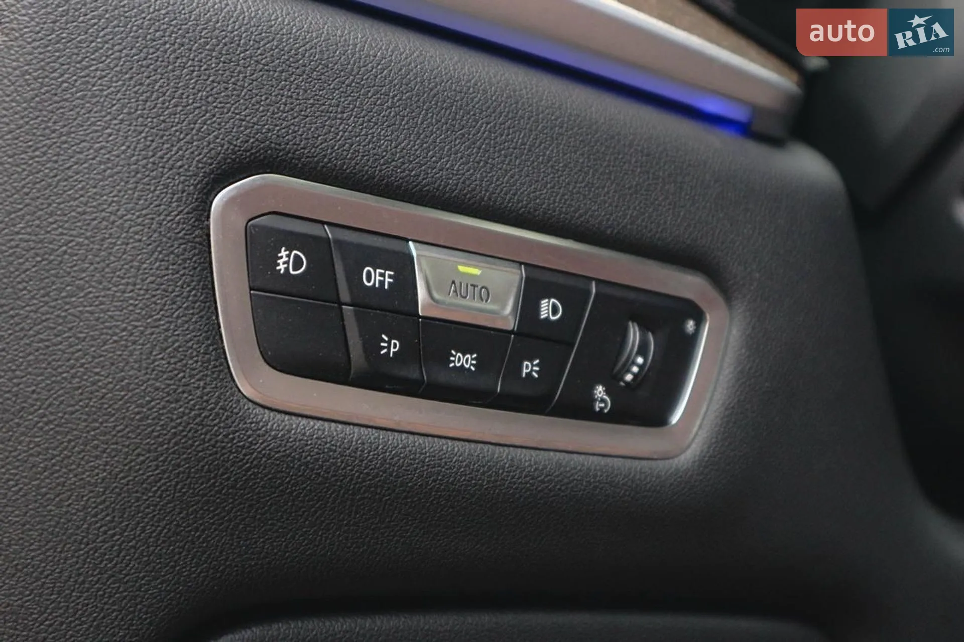 2019 BMW X7 - мініатюра 38