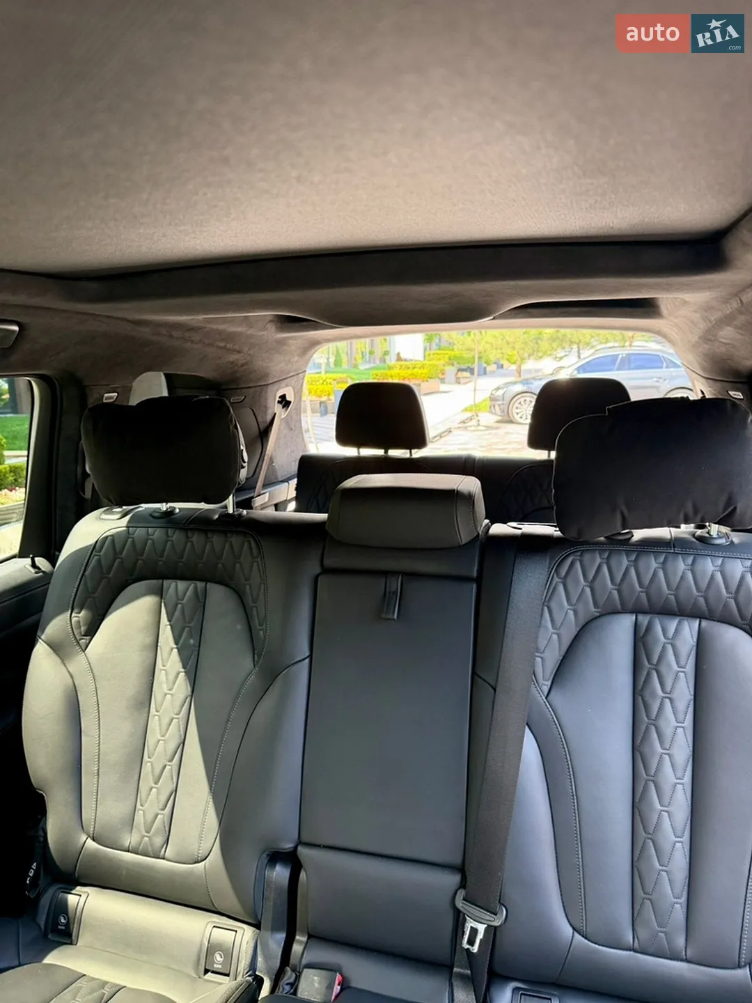 2021 BMW X7 - мініатюра 33