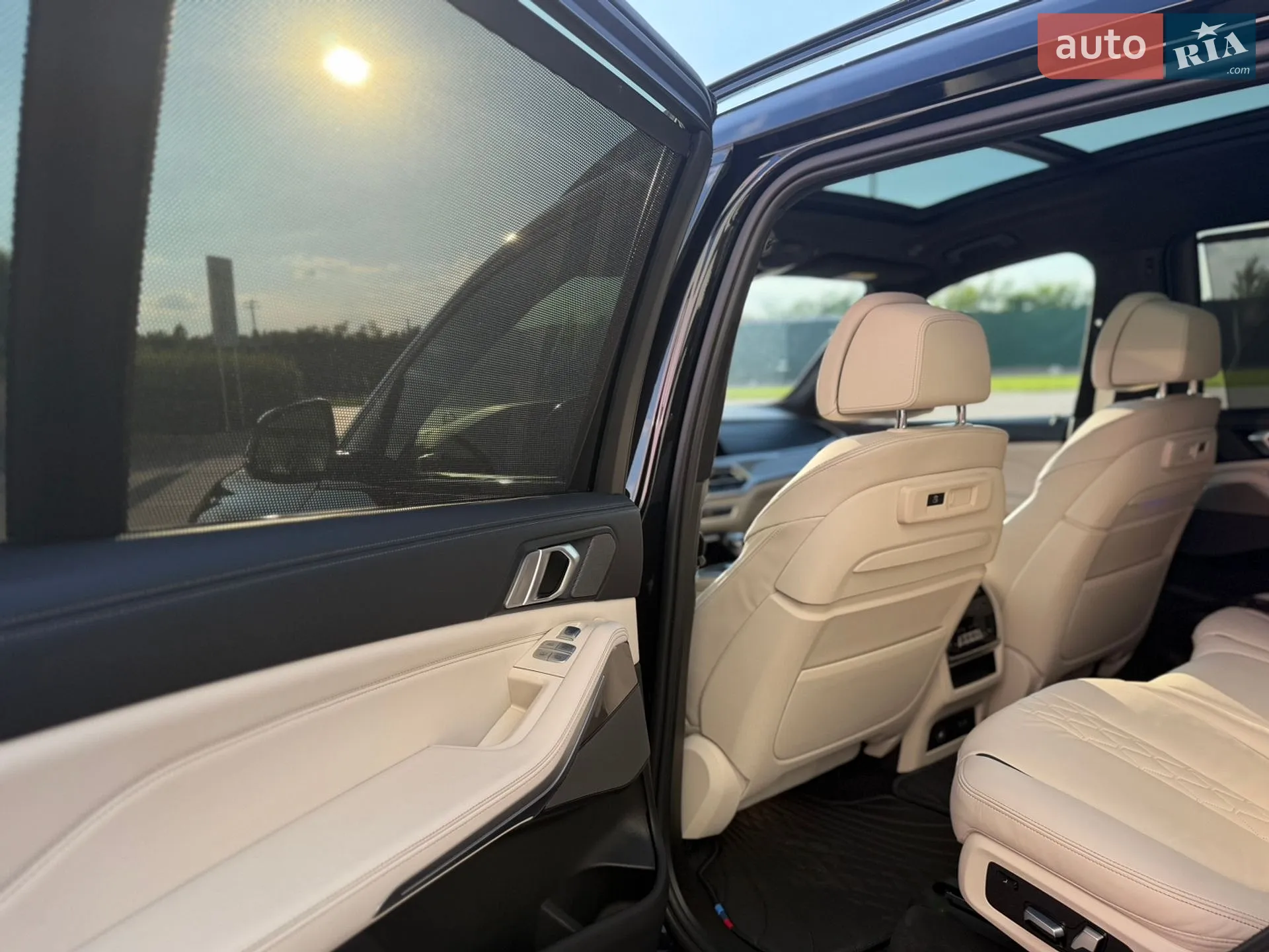 2021 BMW X7 - мініатюра 20